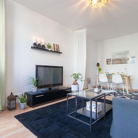 Ruhige Wohnung In Zentraler Lage - Quiet Flat In A Central Location Magdeburg Exteriör bild